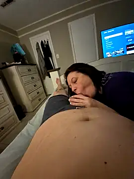 mr girthyandsweetcheeks online show from December 3, 5:59 am