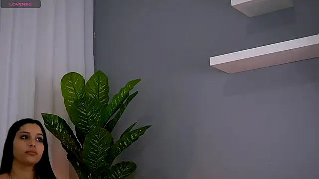 VanessaSinX online show from December 5, 8:27 pm