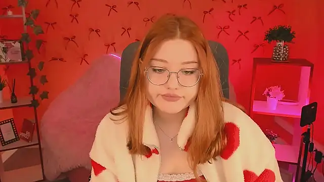 StaceyJensen online show from November 26, 9:21 am