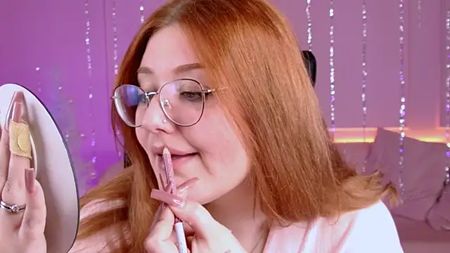 Snapshot of StaceyJensen chatting on January 10, 9:11 am StaceyJensen online show from January 10, 9:11 am