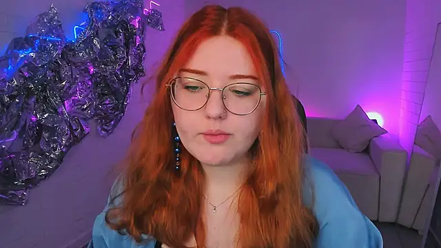 Snapshot of StaceyJensen chatting on February 5, 9:36 am StaceyJensen online show from February 5, 9:36 am