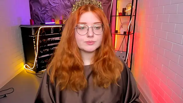 Snapshot of StaceyJensen chatting on February 28, 9:32 am StaceyJensen online show from February 28, 9:32 am