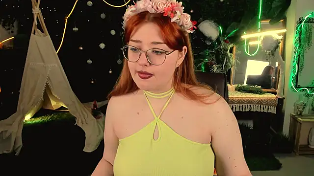 Snapshot of StaceyJensen chatting on March 27, 1:22 pm StaceyJensen online show from March 27, 1:22 pm