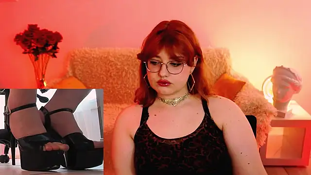 StaceyJensen online show from May 6, 12:32 pm