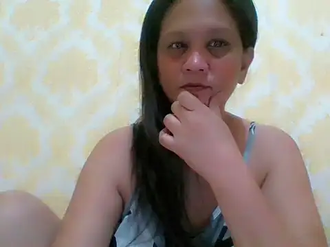 divinegrace1983 online show from April 8, 5:13 pm