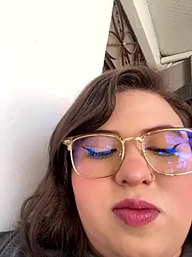 Kitty Bms  online show from January 18, 7:39 pm