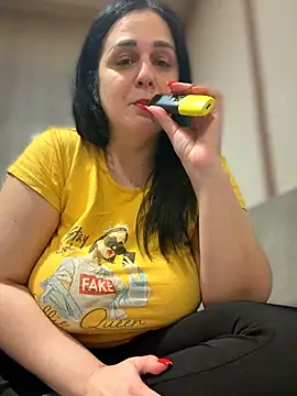 Snapshot of Mary_kansas_bbw chatting on April 8, 5:57 pm Mary kansas bbw online show from April 8, 5:57 pm