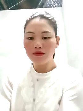 lynae-0 online show from December 4, 8:34 am