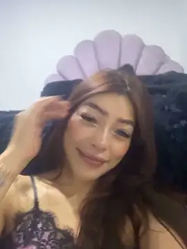 DAKOTA SAKURA online show from May 3, 1:17 pm