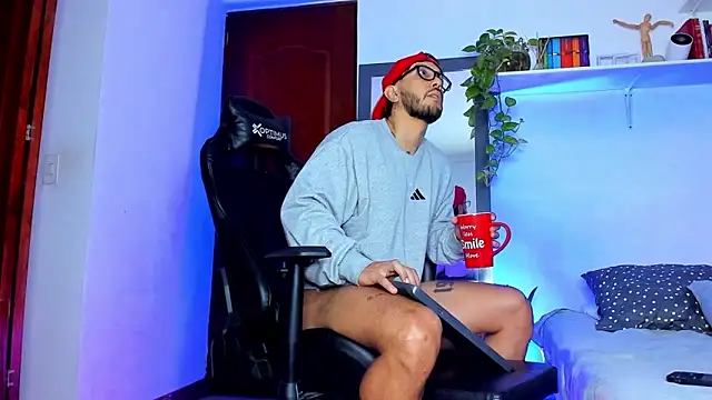 JotaCeliz online show from March 28, 10:37 am