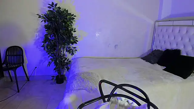 Im Dayros online show from November 28, 7:49 pm