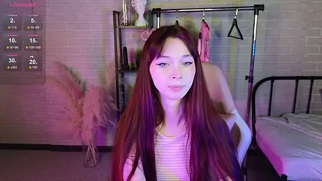 Snapshot of miiss_jessica chatting on March 6, 1:24 am miiss jessica online show from March 6, 1:24 am