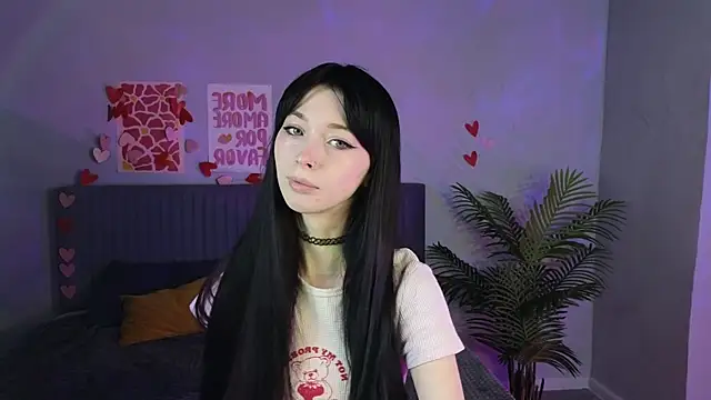 Snapshot of miiss_jessica chatting on April 9, 1:16 am miiss jessica online show from April 9, 1:16 am