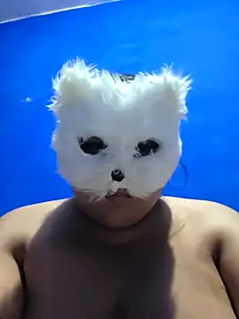 Snapshot of aricub chatting on January 7, 11:51 pm aricub online show from January 7, 11:51 pm