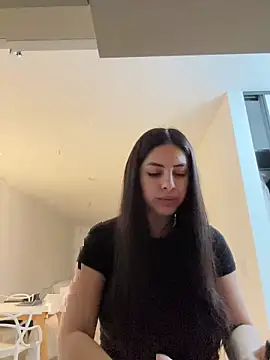 Snapshot of Magui21 chatting on December 17, 12:05 am Magui21 online show from December 17, 12:05 am