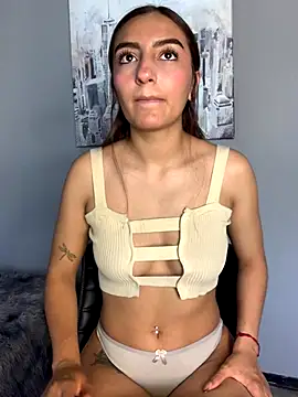 ZoeJohnson Pink online show from December 15, 4:22 pm