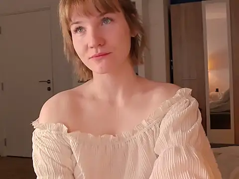 CatchVi online show from April 23, 4:24 am