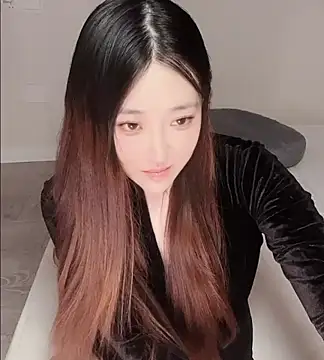 Snapshot of clara-cc chatting on February 13, 2:46 pm clara-cc online show from February 13, 2:46 pm