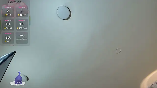 Snapshot of MIKU_TAY1 chatting on February 13, 7:32 pm MIKU TAY1 online show from February 13, 7:32 pm