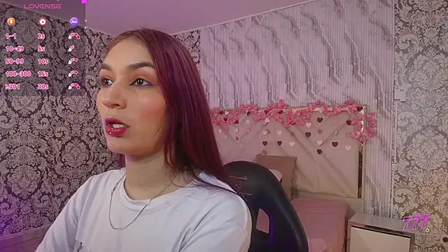 Snapshot of MIKU_TAY1 chatting on April 2, 5:43 pm MIKU TAY1 online show from April 2, 5:43 pm