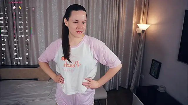 SanoraVillnave online show from December 5, 8:01 am