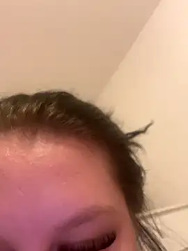 sluttybabex online show from December 4, 11:13 pm