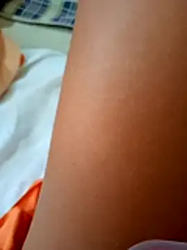 Snapshot of EweXZZ chatting on March 2, 5:53 pm EweXZZ online show from March 2, 5:53 pm