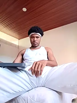 Snapshot of man_black_hot24 chatting on January 11, 12:54 pm man black hot24 online show from January 11, 12:54 pm