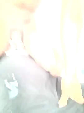 Snapshot of man_black_hot24 chatting on March 10, 1:05 pm man black hot24 online show from March 10, 1:05 pm