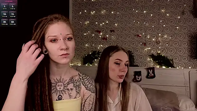 BobbieNibbe online show from December 23, 1:25 am