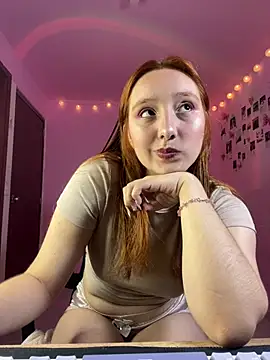 Snapshot of Davne_ chatting on March 18, 9:07 pm Davne online show from March 18, 9:07 pm