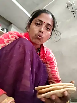 Singal bosy ki jaan online show from December 16, 2:49 am