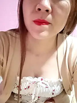 Lily-ross22 online show from December 18, 5:08 pm