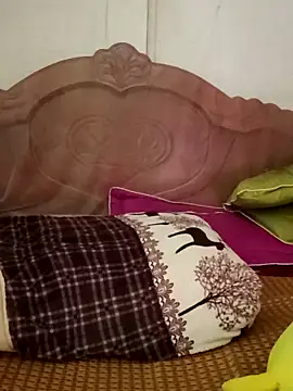 Lily-ross22 online show from April 28, 2:27 am