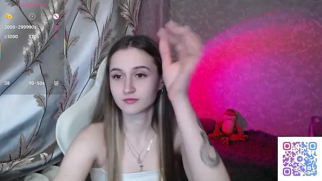 Snapshot of Ave_Costly chatting on March 6, 4:47 pm Ave Costly online show from March 6, 4:47 pm