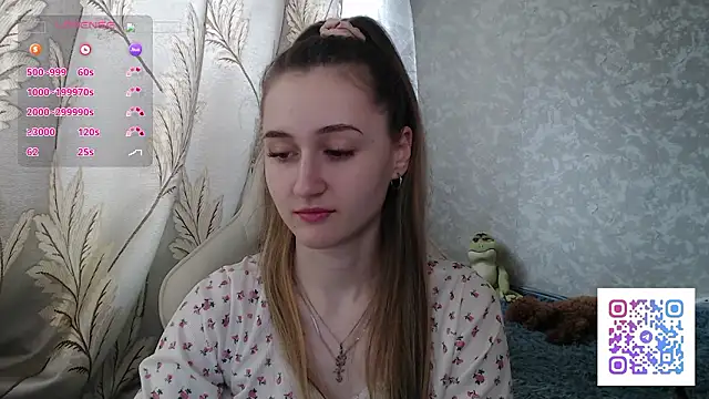 Snapshot of Ave_Costly chatting on March 21, 7:13 am Ave Costly online show from March 21, 7:13 am