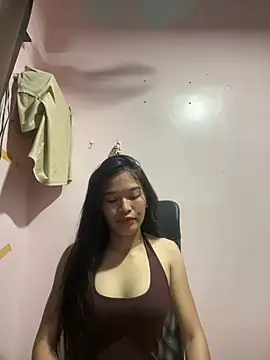 Snapshot of wet_princess69x chatting on July 14, 9:47 am wet princess69x online show from July 14, 9:47 am