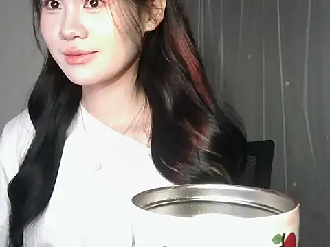 Nunaa18 online show from February 11, 1:05 pm