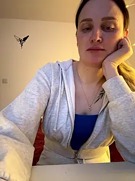 Snapshot of TomilaSi chatting on January 12, 2:55 pm TomilaSi online show from January 12, 2:55 pm