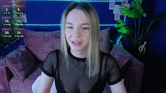 molly crystal online show from January 10, 1:40 am