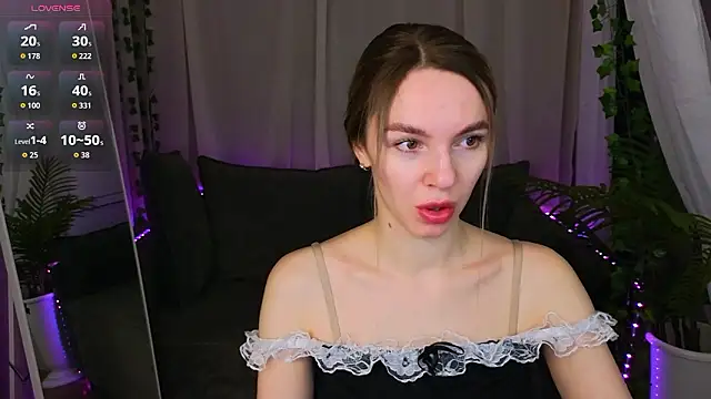 molly crystal online show from February 2, 1:37 am