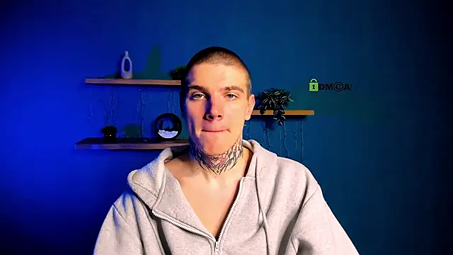 Snapshot of drew_soft_ chatting on December 13, 7:53 pm drew soft online show from December 13, 7:53 pm