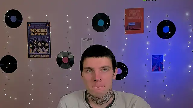 drew soft  online show from February 12, 9:10 pm