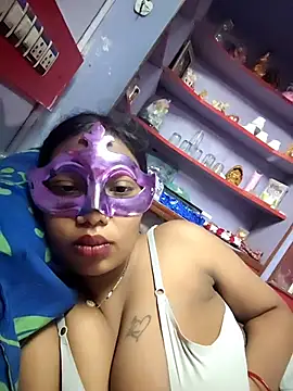Snapshot of aarti03fb chatting on June 2, 5:48 pm aarti03fb online show from June 2, 5:48 pm
