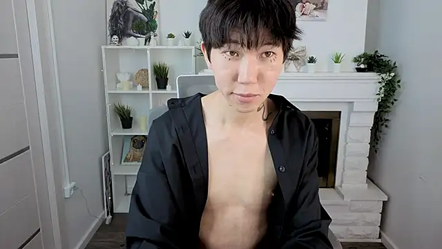 Snapshot of YugoAsian chatting on November 28, 12:41 pm YugoAsian online show from November 28, 12:41 pm