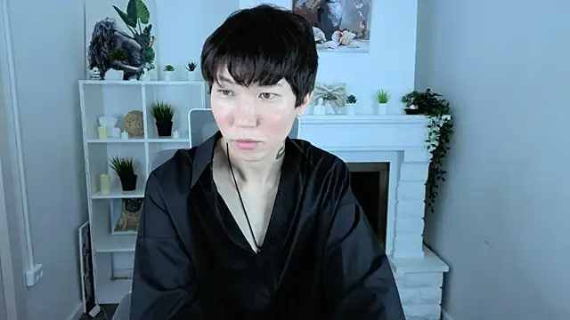 Snapshot of YugoAsian chatting on December 4, 8:39 pm YugoAsian online show from December 4, 8:39 pm