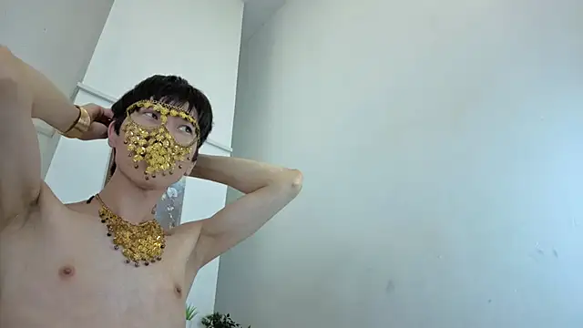 Snapshot of YugoAsian chatting on December 5, 8:38 pm YugoAsian online show from December 5, 8:38 pm