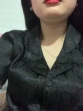 lana-kan online show from May 7, 4:51 am