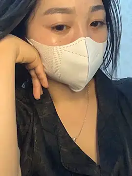 lana-kan online show from May 10, 12:43 pm
