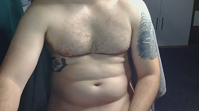 Snapshot of theh0tdick chatting on June 5, 9:20 pm theh0tdick online show from June 5, 9:20 pm